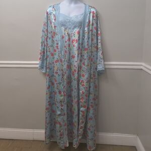 Amoureuse Floral 2pc Gown And Robe Set Blue Pink 3X(30-32) Romantic Bridal Party